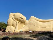 ワット・ロカヤスタ