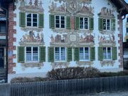 フレスコ画のある民家