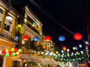 ホイアン　ランタン祭り