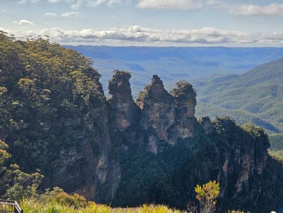 スリーシスターズです