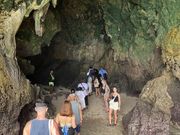 クリスタルアイランドの洞穴2。