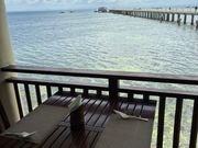 綺麗な海を見ながらランチ