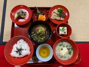 昼食の精進料理