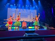 オープニングのフラ