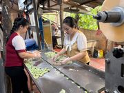 ココナッツキャンデーを製造してます