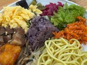 ランチブッフェは郷土料理がいろいろ食べれます。しかも美味しい。