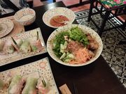 昼食はベトナム料理