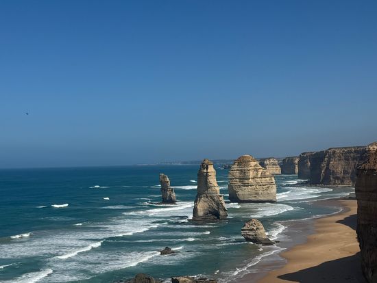 オーストラリアの国家遺産に登録されている「12の使徒岩」