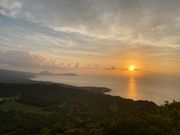 ダイヤモンドヘッドからの日の出