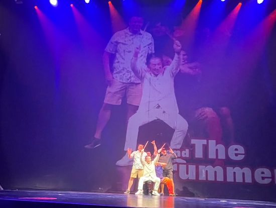 ハワイ１のドラマー