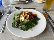 前菜:ほうれん草とかぼちゃのサラダ