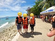 ライフジャケットを着てシュノーケリングスタート