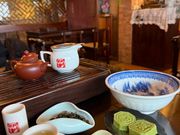 時間はたっぷりあるので、阿妹茶楼で、お茶しました。１人350＄