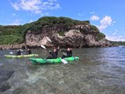 シーカヤックでパンプキン鍾乳洞へ！