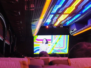 リゾート感あふれる車内でライブの余韻に浸れました♪