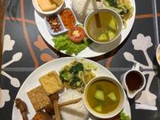 夕食（Kurnia seafood Bali）