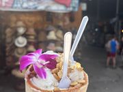 水上マーケットのココナッツアイス