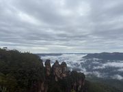 スリーシスターズ