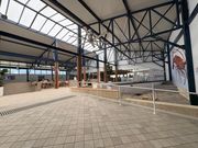 リニューアルしたてでおしゃれで綺麗なレストラン