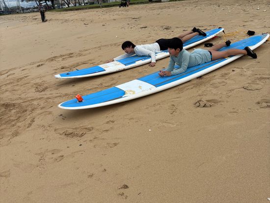 サーフィン前の予行練習