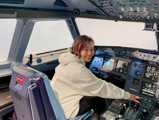 エアバス機のコックピットで！