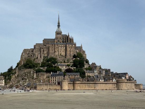 モンサンミッシェルの遠景