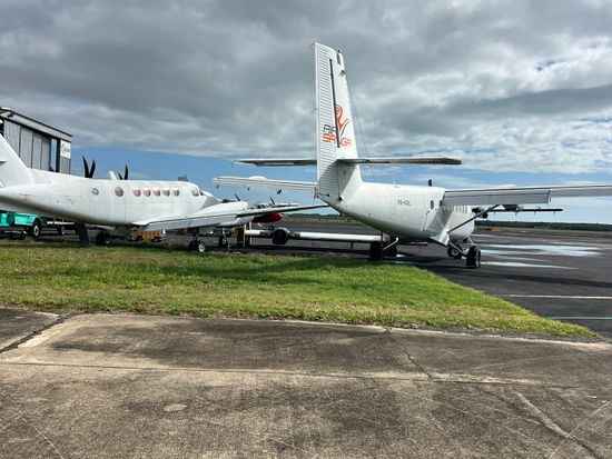 世界遺産グレートバリアリーフ 小型機での遊覧飛行 コアラリーフ旋回