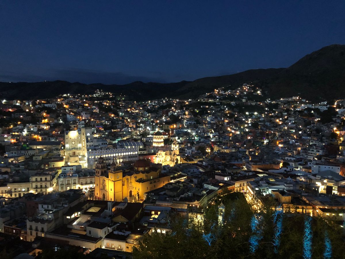 ケレタロの歴史史跡地区 | メキシコシティ 旅行の観光・オプショナル