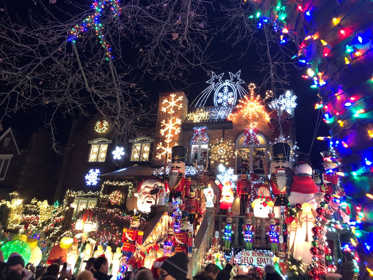 クリスマスイルミネーション鑑賞 ブルックリン邸宅街 + マンハッタン