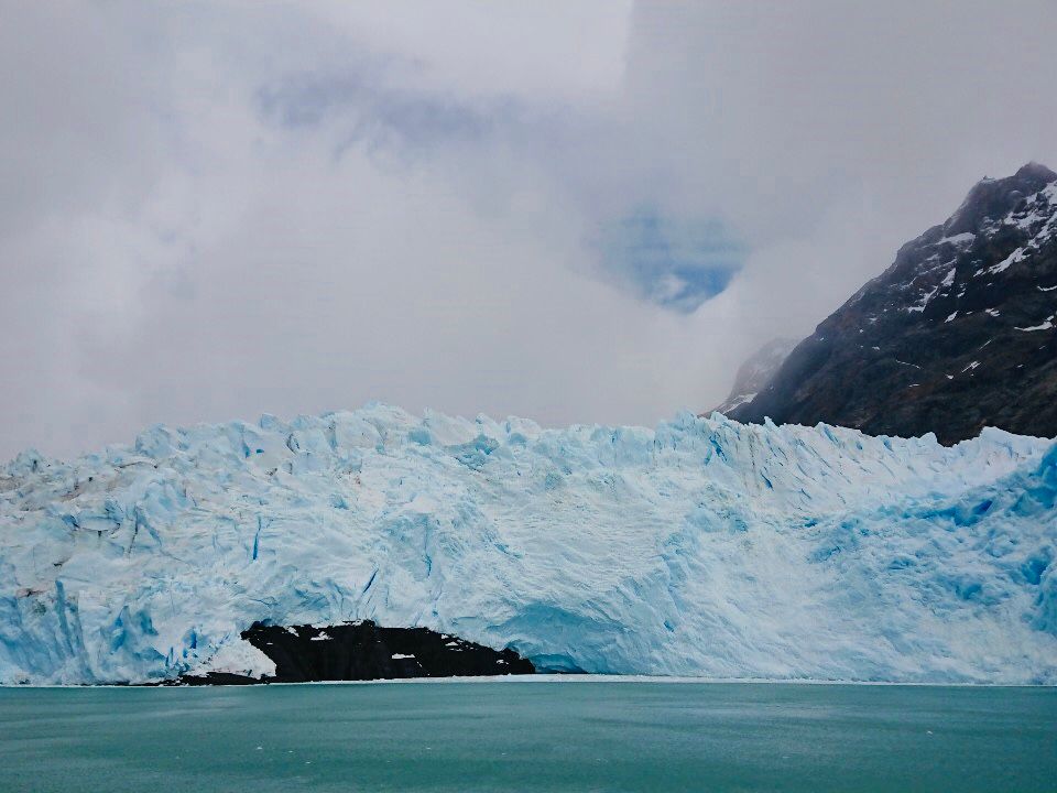 ペリトモレノ・スペガッツィーニ・ウプサラ氷河を巡る！パタゴニア