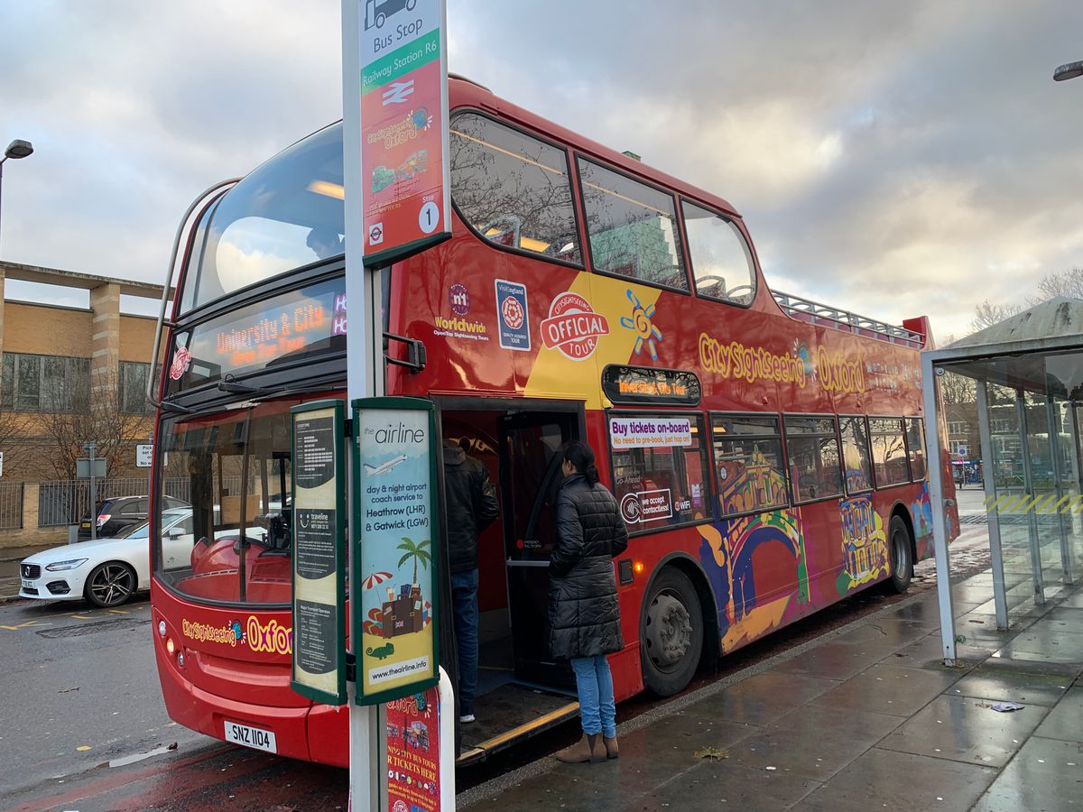 オックスフォード 乗り降り自由バスチケット ＜日本語音声ガイド