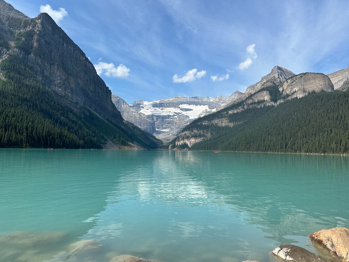 絵画　John Greco 作 LAKE Louise カナダ レイク・ルイーズ ルイーズ レイク 絵画 山 湖の風景 オリジナルアート カナダ 山