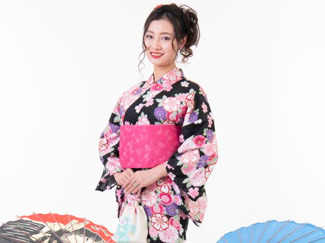 Yukata Light Summer Kimono Dress-up in Asakusa with Souvenir