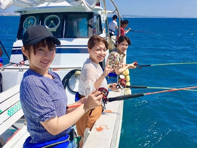 Tropical Fishing Tour Perfect for Beginners in Okinawa, Kadena Town