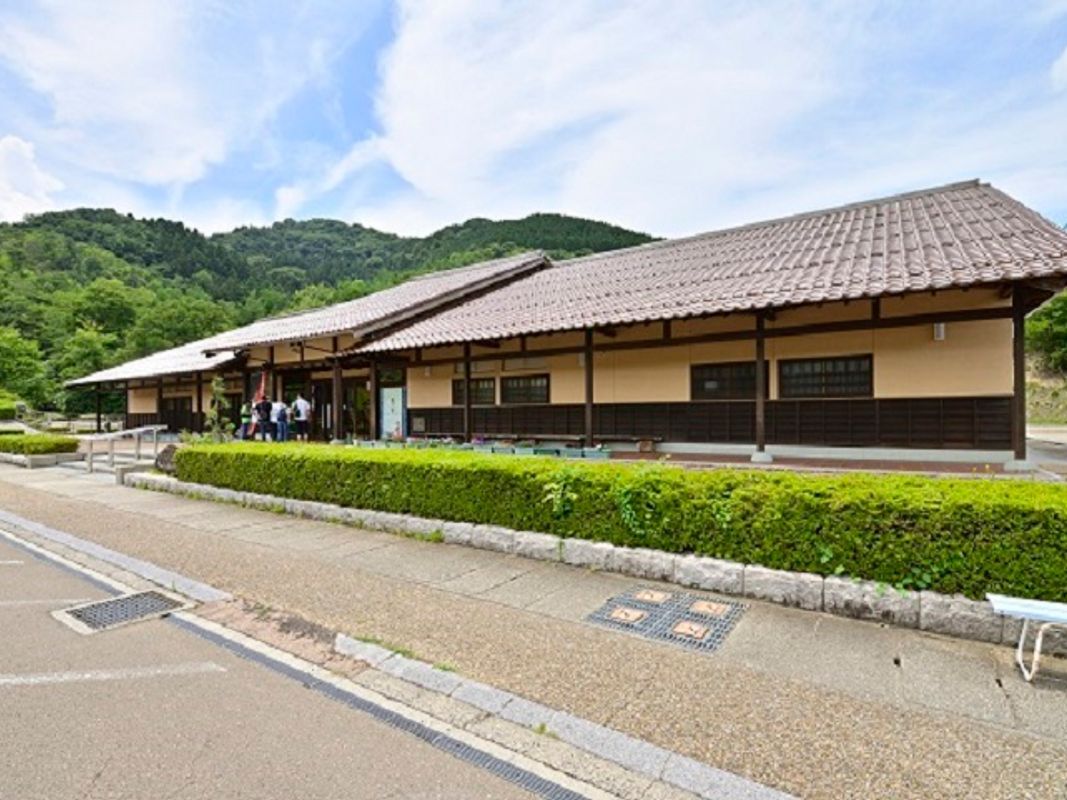 写真:貸切観光タクシー 世界遺産石見銀山と石見ワイナリーの自由散策 1日観光<7時間/1-9名/松江市内発着>4名参加で1名14,813円〜by松江一畑交通