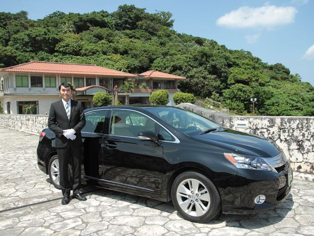 【Airport Transfer】Naha Airport ⇔ Hotel - Okinawa Main Island, Private, Up to 9!