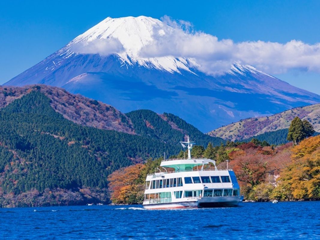 写真：東京発日帰りバスツアー 箱根ロープウェイ＆芦ノ湖！大涌谷＋忍野八海＜英語・中国語ガイド＞