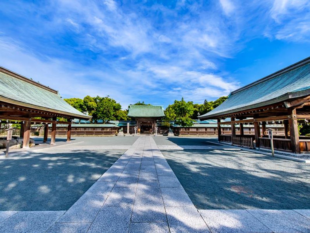 写真:博多発着観光タクシー 欲張り願い事コース 宮地嶽神社+宗像大社+太宰府天満宮+竈門神社 行程のアレンジ可能<約8時間/1〜9名/福岡市内送迎可能>by 福岡交通
