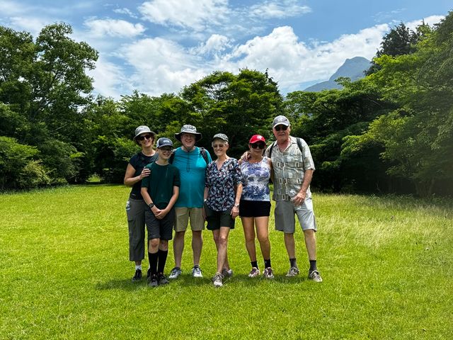 Walking Tour To Enjoy Hakone’s Parks and Along Lake Ashinoko