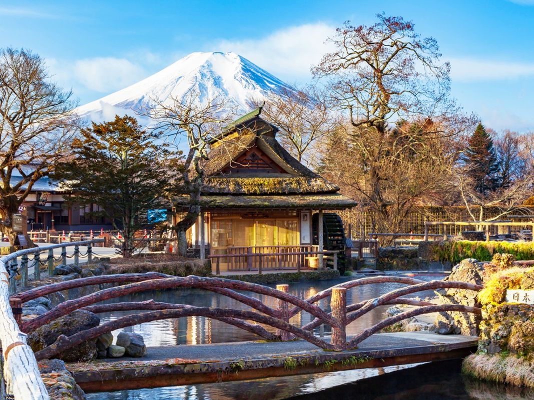 写真：東京発日帰りバスツアー　富士山＆箱根ロープウェイ・芦ノ湖クルーズ！大涌谷の迫力と絶景を満喫＜中国語、英語、日本語対応のガイド同行＞