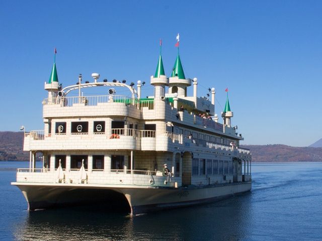 Lake Toya Kisen Cruise Ticket: Enjoy Scenic Lake Views