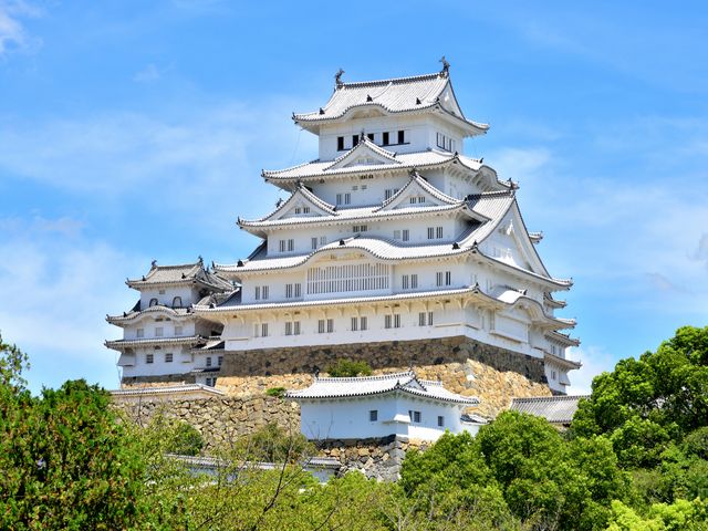  Himeji Castle, Koko-en , Arima Onsen, and Mt. Rokko Day Tour from Osaka