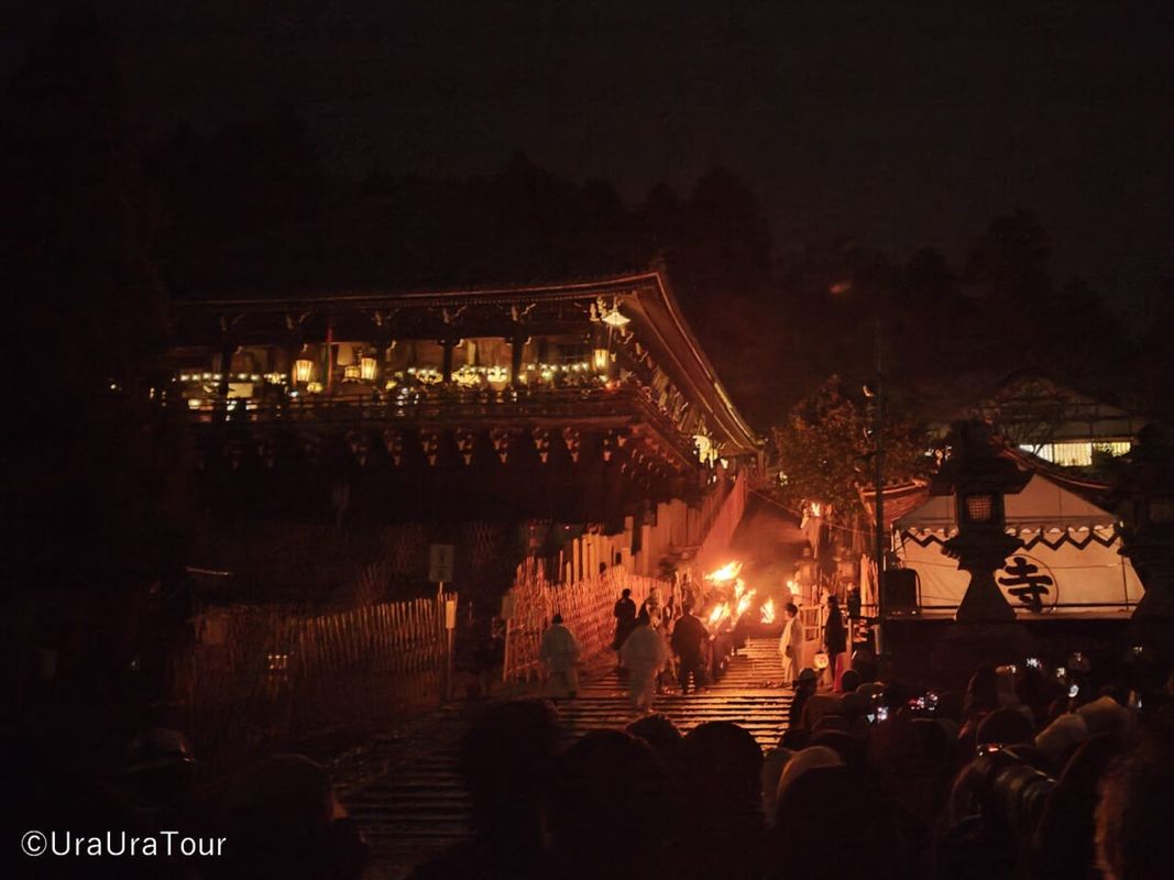 写真：東大寺二月堂の「お水取り」見学ツアー 約1300年続く春迎えの水（2026年3月12日限定）＜約5時間／近鉄奈良駅発着＞