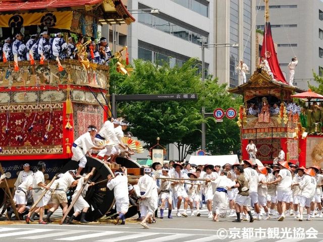 Kyoto Gion Festival, Historic Canals and Outlet Shopping Bus Tour