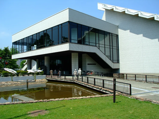 [Hokkaido Modern Art& Local Walk]Sapporo MOMA & Cafe Culture