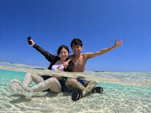 Phantom Island Landing & Sea Turtle Snorkeling Tour
